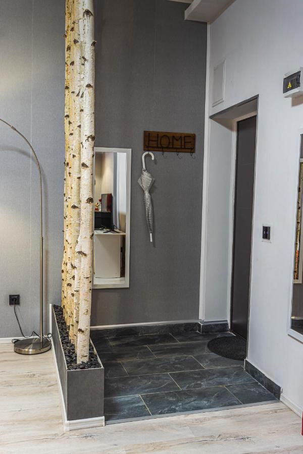 Koa - Inside Old Town Apartment Brasov Luaran gambar